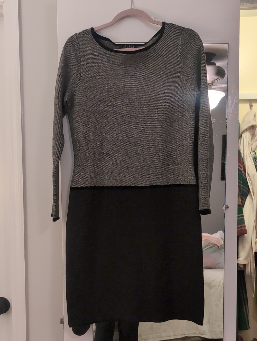Lauren Ralph Lauren Gray & Black Long Sleeve Knit Dress